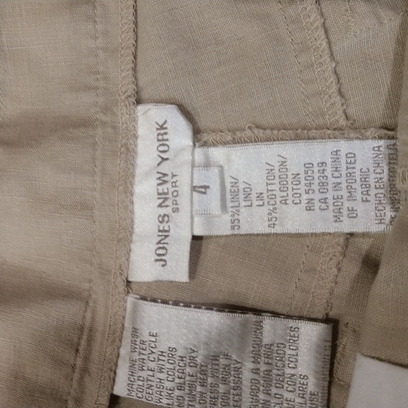 Jones of New York Shorts - Picture 2 of 5